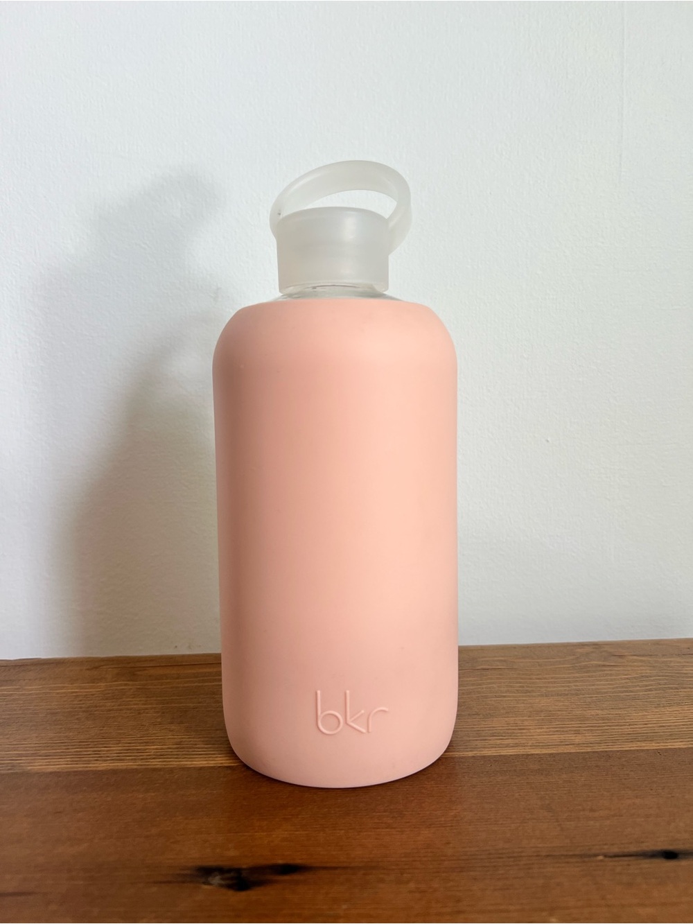 bkr Big Bottle Pink Glass Bottle with Silicone Sleeve
